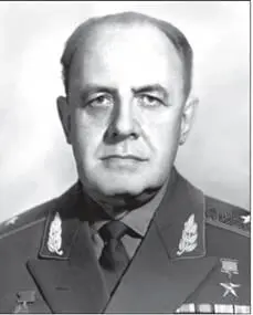 ВН Венедиктову присвоено звание генералмайораинженера 1975 г Через - фото 123