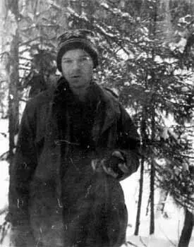 Последний поход Фотография слева выдача сахара к чаю Все лица хорошо - фото 164