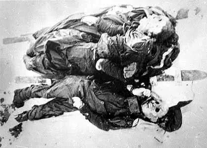 Слева Людмила Дубинина и Николай Тибо Справа Семён Золотарёв и Александр - фото 64