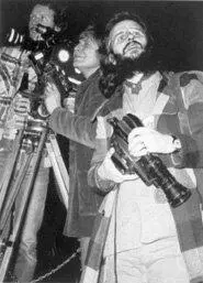 В результате получился документальный фильм Born To Boogie Рожденный для - фото 15