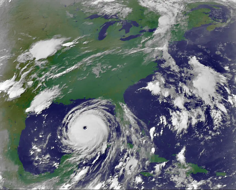 Вид урагана из космоса Ураган Катрина 2005 33 Поражающие факторы и - фото 22