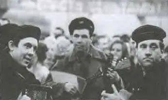 10 дней которые потрясли мир В Золотухин Б Буткеев В Высоцкий 1965 В - фото 4