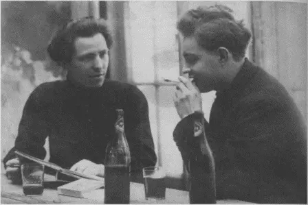 Михаил Яковлевич Карпов слева Иван Михайлович ВасильевНачало 1930х - фото 51