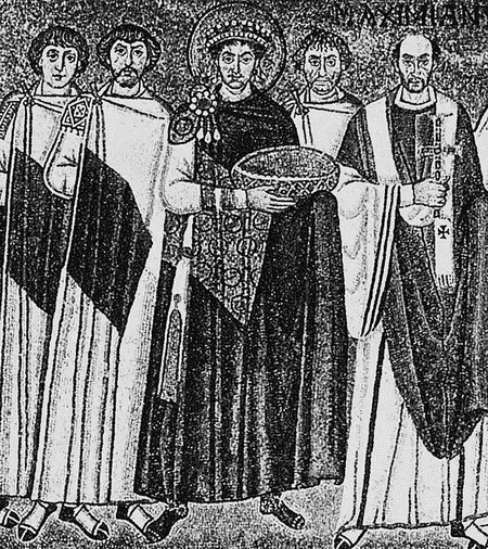 Император Юстиниан и придворные Он женился на цирковой актрисе Феодоре дочери - фото 13