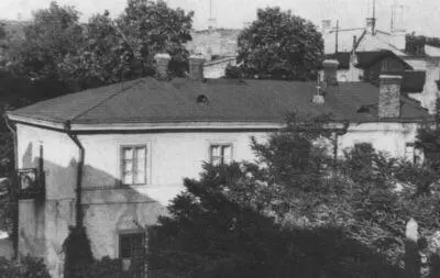 Дом в котором была квартира семейства Цакни и где жил Бунин после женитьбы на - фото 17