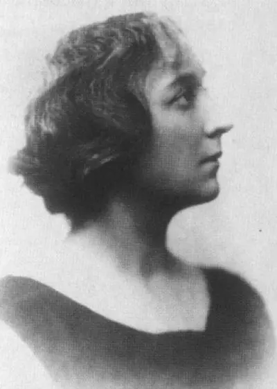 В Н Бунина На обороте надпись Бунина В Н Бунина начало 1927 г Париж - фото 34
