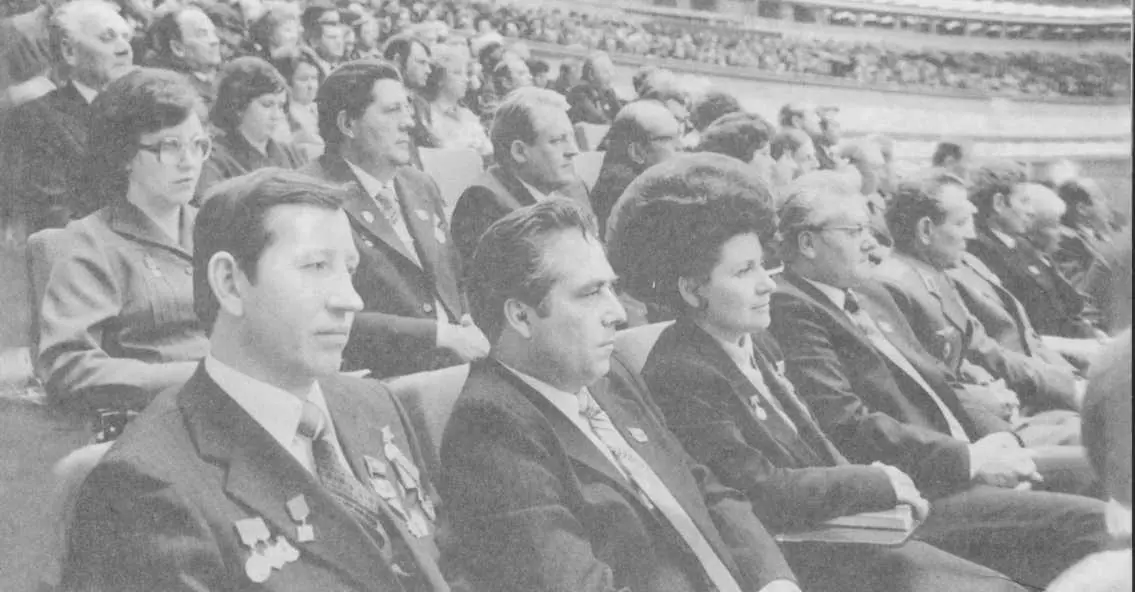 Г П Разумовский 1980 г Н Я Голубь 1982 г Председатель Кубанского - фото 15