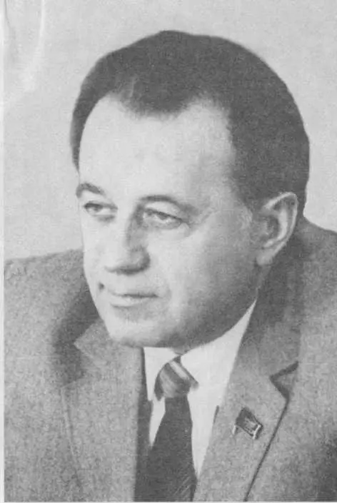 Н Я Голубь 1982 г Председатель Кубанского землячества в Москве Н Я - фото 16