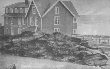 На горном озере за гостиницей лед А снимок сделан в июле Прекрасен - фото 164