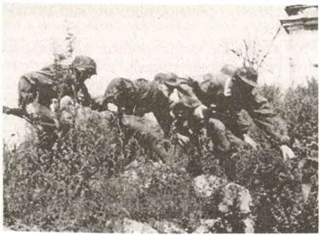 Латышские военнослужащие СС на Восточном фронте в 1944 году возможно что - фото 44