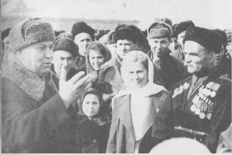 Н Г Игнатов в день 65летия 1966 г Первый секретарь Краснодарского - фото 11