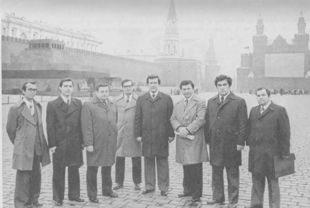Первые секретари Краснодарского крайкома и Адыгейского обкома ВЛКСМ К - фото 104