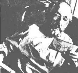 К Э Циолковский в своем калужском доме А еще был человек не гранитный не - фото 91