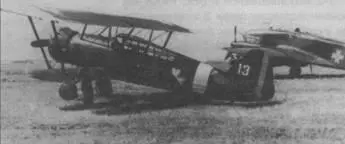 IAR3S отличался характерным капотом с выштамповками В июне 1939 г IAR39 - фото 167