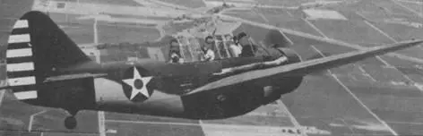Этот 047В отреставрирован и до нашего времени летает в США В декабре 1941 г - фото 211