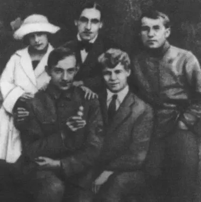 И В Грузинов С А Есенин Б Мариенгоф Г Шершеневич Э Шеришевская - фото 50