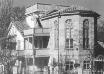Дом Поэта Коктебель Памятник М А Волошину в Париже на бульваре - фото 74