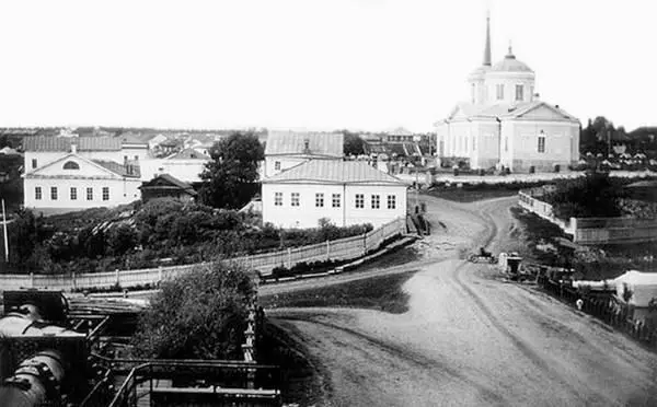 Центральная часть Добрянки с храмом во имя Рождества Пресвятой Богородицы В - фото 156