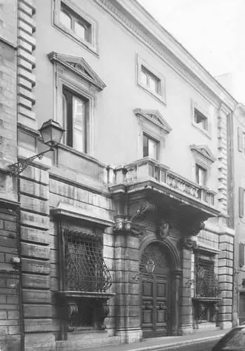 Палаццо Строгонов Вид с улицы Систина Афина ускользнувшая от графа - фото 190