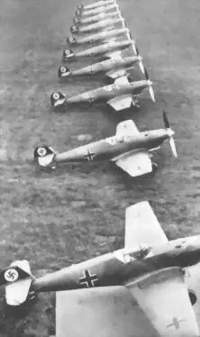 Bf109В1 на заводском аэродроме Аугсбург 1937 г Майор Зайдеман и Карл - фото 22