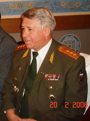Вот на фоне таких настроений нам удалось в феврале 1995 года уговорить - фото 258
