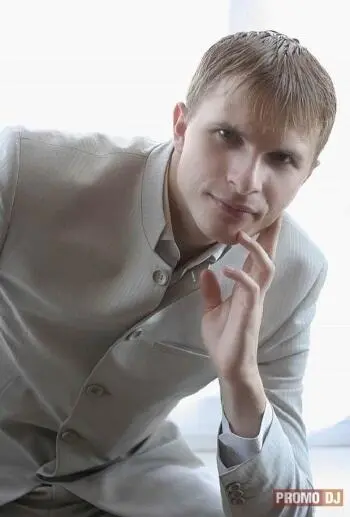 Питерский диджей Вячеслав Сидоров Slava Sid обратился в агентство перед - фото 44