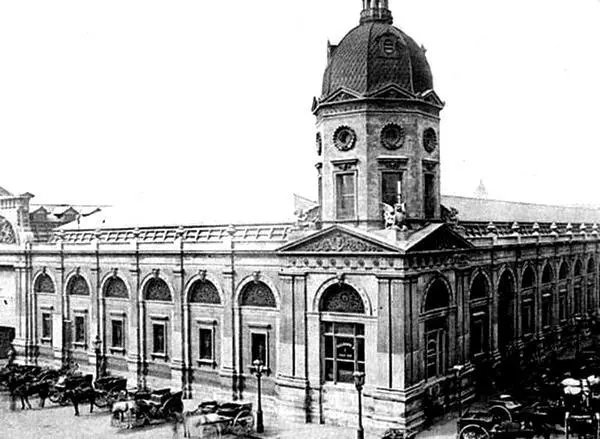 Рынок в Смитфилде в 1870 г Hulton Getty Десять лет спустя в Смитфилде - фото 26