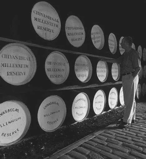Торговцы от сохи Шотландское слово chivas восходит к древнекельтскому seims - фото 19