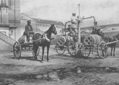 Поливная команда в Москве Пожарные команды на учениях 1900е гг - фото 27