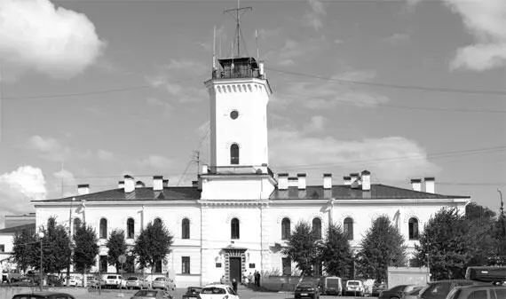 Здание Съезжей части В небольшом саду на Ольгинской Чехова улице в 1911 году - фото 215
