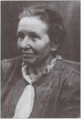 Анисия Ивановна накануне смерти в 1952 году Мария Георгиевна Елчанинова мама - фото 58