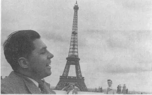 После работы в НьюЙорке А А Яцков был направлен в начале 1947 г в парижскую - фото 57
