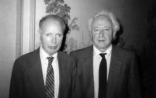 А это мы с доктором Харманом на конгрессе геронтологов в 1984 г В - фото 77