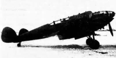 Пикирующий бомбардировщик СПБ 1940 г Самолет разрабатывался в двух вариантах - фото 61