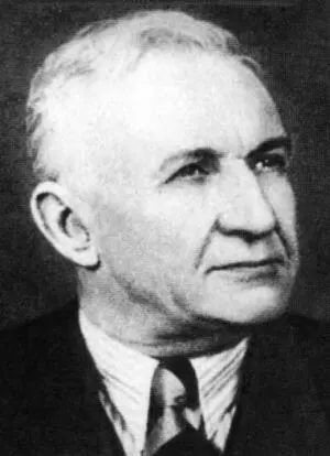 И Е Тамм научный руководитель теоретического сектора в 1950х годах С Г - фото 44