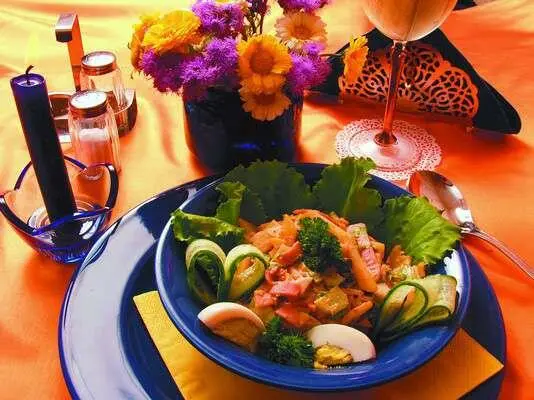 Продукты 1 клубень картофеля среднего размера 100 г ветчины 1 морковь 2 - фото 24