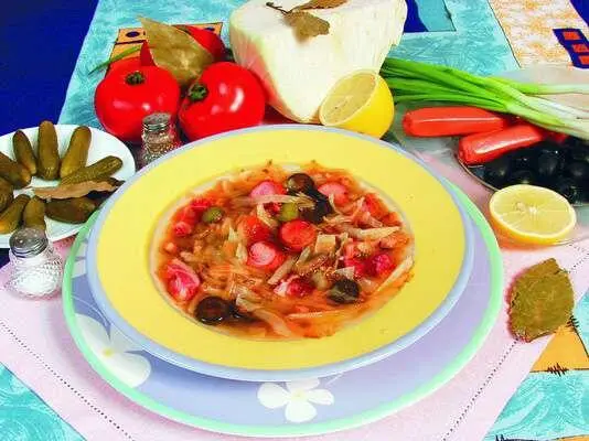 Продукты 200 г филе говядины 2 сосиски 100 г копченого окорока 100 г - фото 108