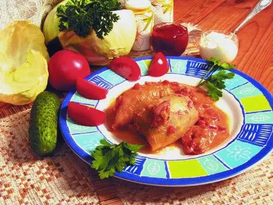 Продукты 300 г свиного фарша 100 г риса 1 небольшой кочан капусты 3 - фото 291