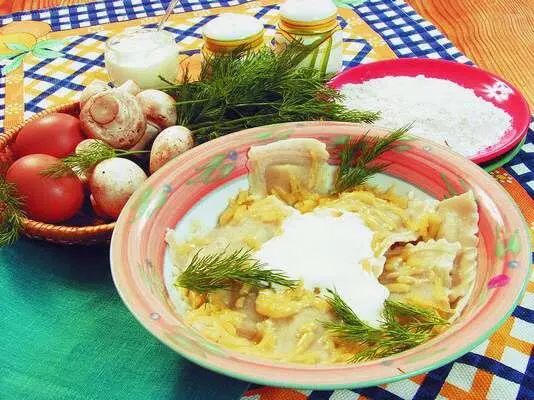 Продукты 2 стакана муки 200 г шампиньонов 1 яйцо 100 г сыра твердых - фото 311