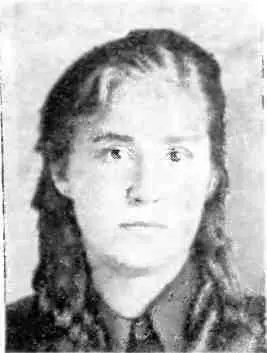 Руководитель малинской подпольной комсомольской организации Нина Соснина К - фото 80