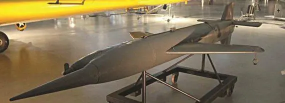 Рис 257 Зенитная управляемая ракета Hs297 Шметтерлинг Только для - фото 221