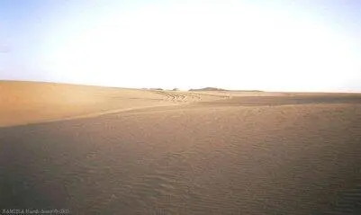Сам город Swakopmund был основан немцами в конце 19го века Вплоть до 1990го - фото 552