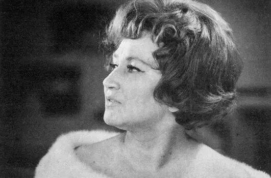 И Архипова 1965 г А Огнивцев и Г Вишневская после концерта в Колонном - фото 69