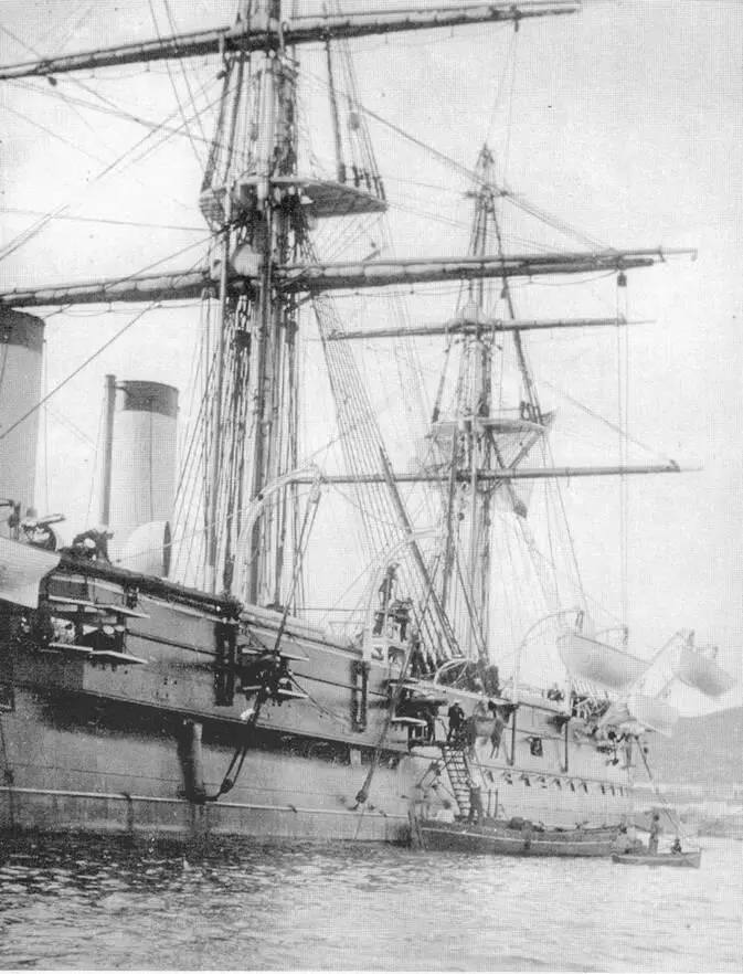 Вверху и внизу Герцог Эдинбургский на Балтике 19001902 гг - фото 70