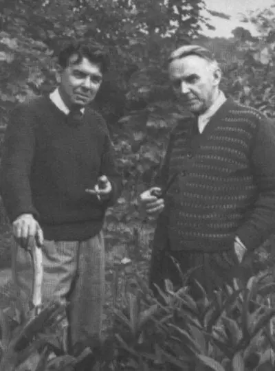 Л Леонов и К Федин в Переделкине 1950 С Бабаевский Пятигорск 1951 - фото 52