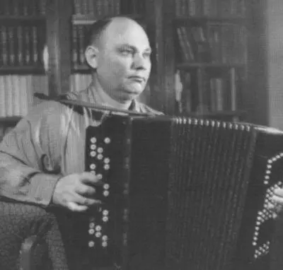 С Бабаевский Пятигорск 1951 Вс Вишневский с женой С Вишневецкой на - фото 53
