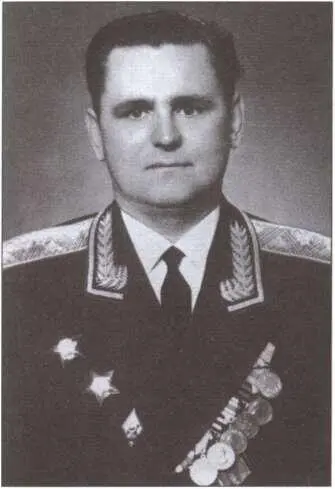 Главный военный советник в Афганистане генераллейтенант ЛH Горелов Главный - фото 6