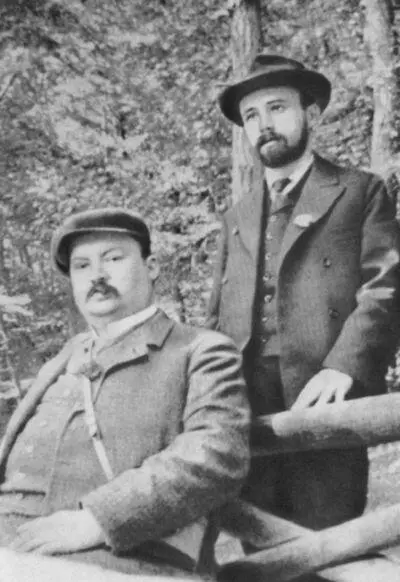 А К Глазунов и М О Штейнберг Л В Николаев и его ученики Сидят слева - фото 11