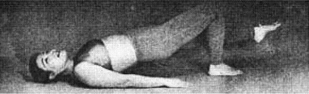 д Рис 22г дУпражнения для укрепления мышц спины и ног Отвисший живот у - фото 33