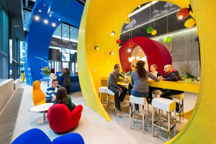Помните как в 2012 году в Google уже отменили выпуск домашнего медиаплеера - фото 47